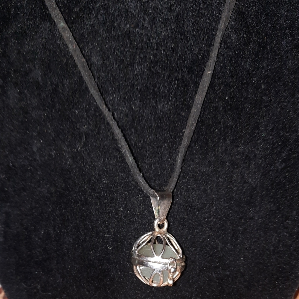 Mexico Silver cage pendant gemstone corded necklace with 925 sterling clasp - Picture 8 of 11